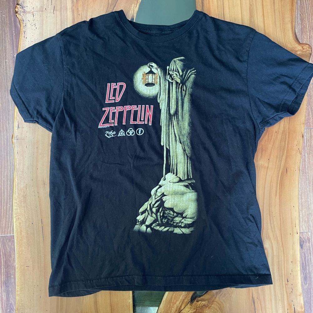 Led Zeppelin T-Shirt small